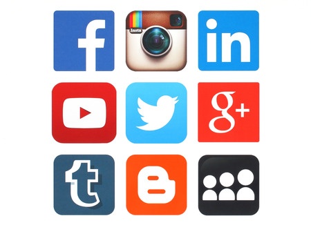 Like Love Hate Social Media Relationship