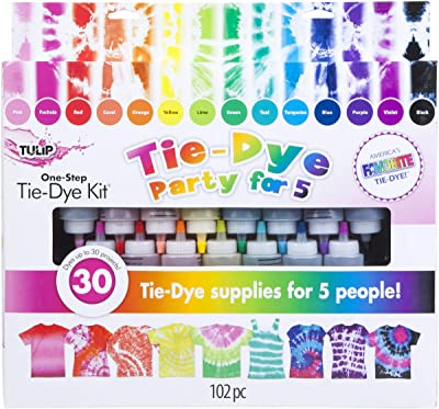 How to Wear Tie-Dye